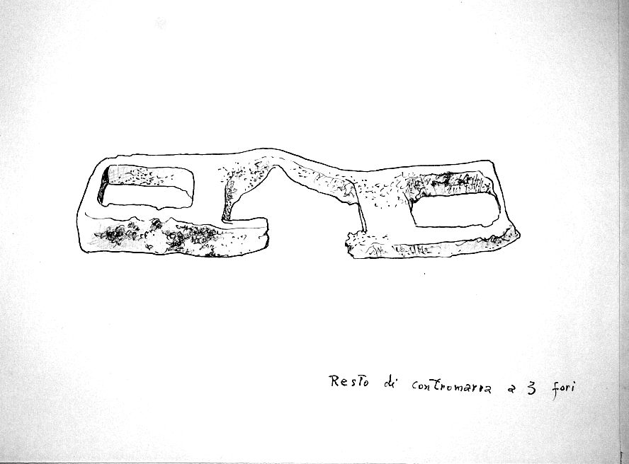 Resto di contromarra a 3 fori